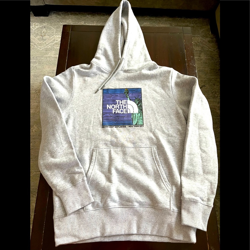 Men’s NorthFace NYC Pull Over Hooded Sweartshirt